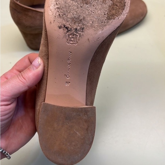 Gianvito Rossi made in Italy Tan Suede Heels - Picture 3 of 8